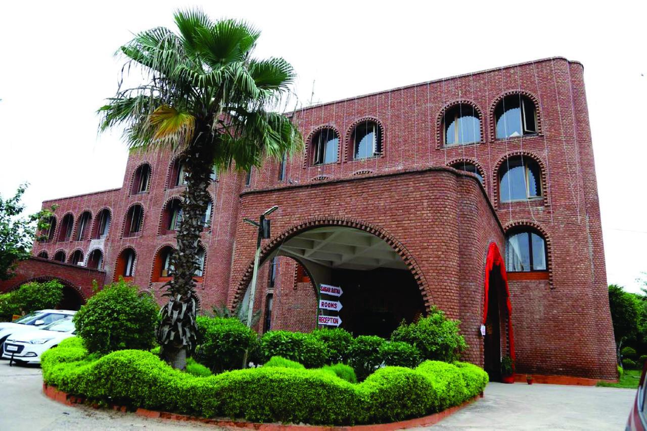 Magsons Resorts Vrindavan Kosi Exterior foto