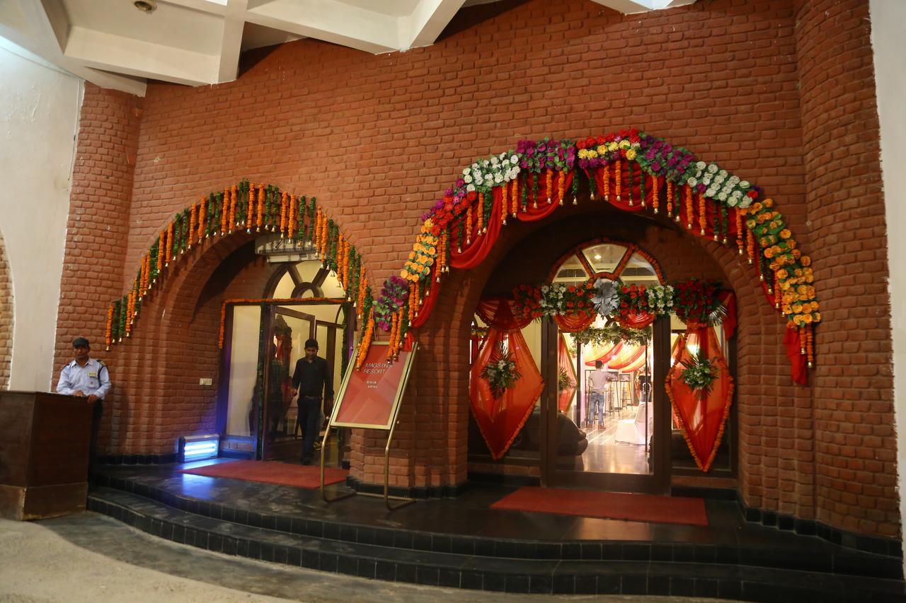 Magsons Resorts Vrindavan Kosi Exterior foto